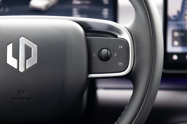 Steering Wheel Image - 18615